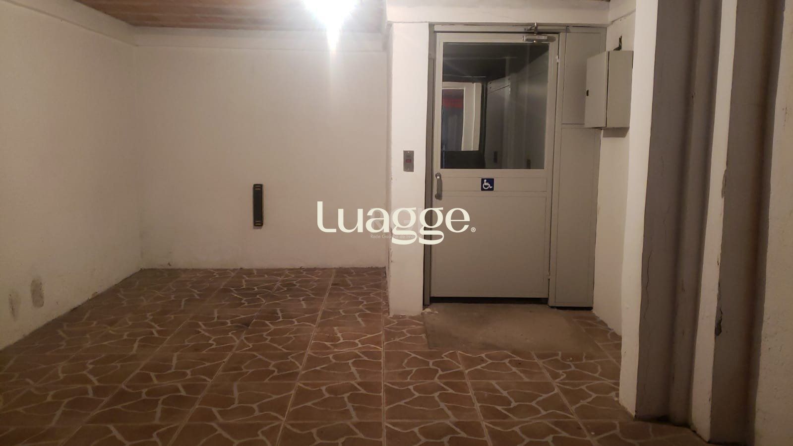 Prédio Inteiro à venda, 659m² - Foto 16