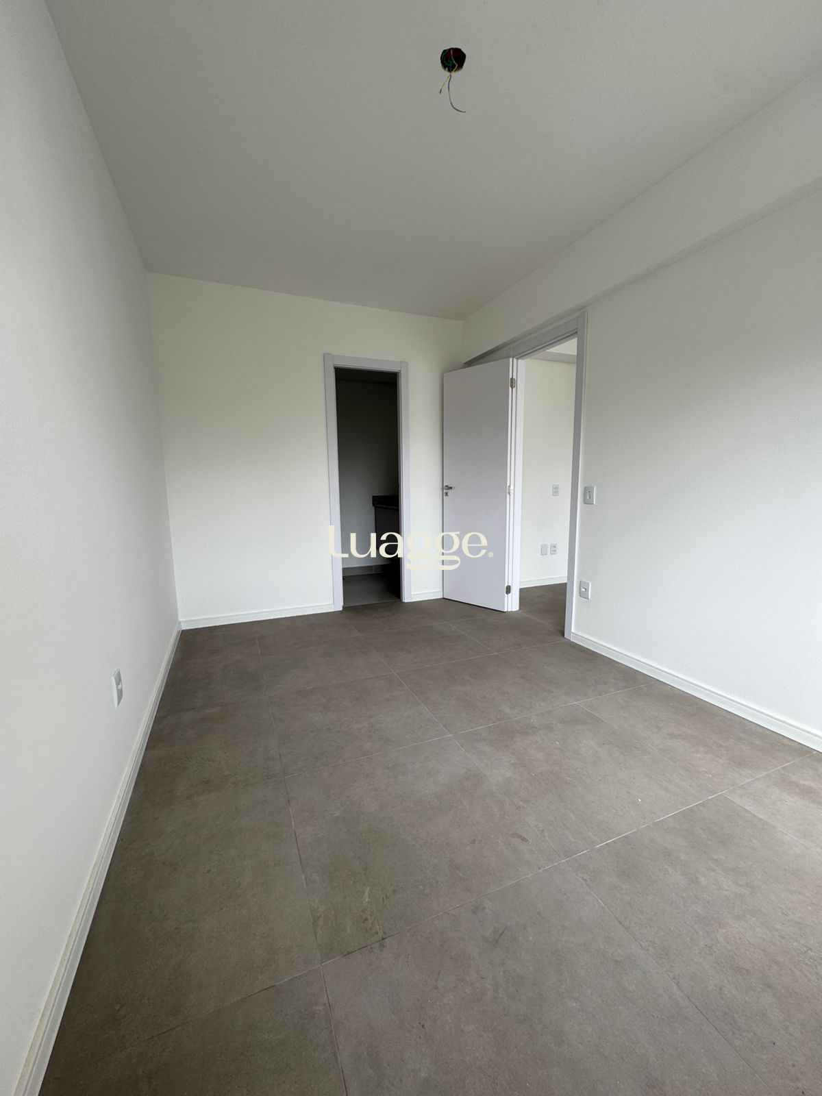 Apartamento à venda com 1 quarto, 42m² - Foto 14