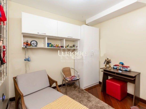 Casa à venda com 5 quartos, 251m² - Foto 10