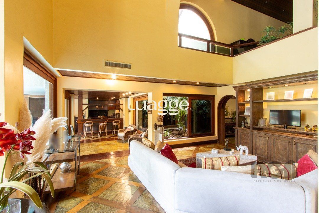 Casa para alugar com 4 quartos, 647m² - Foto 15