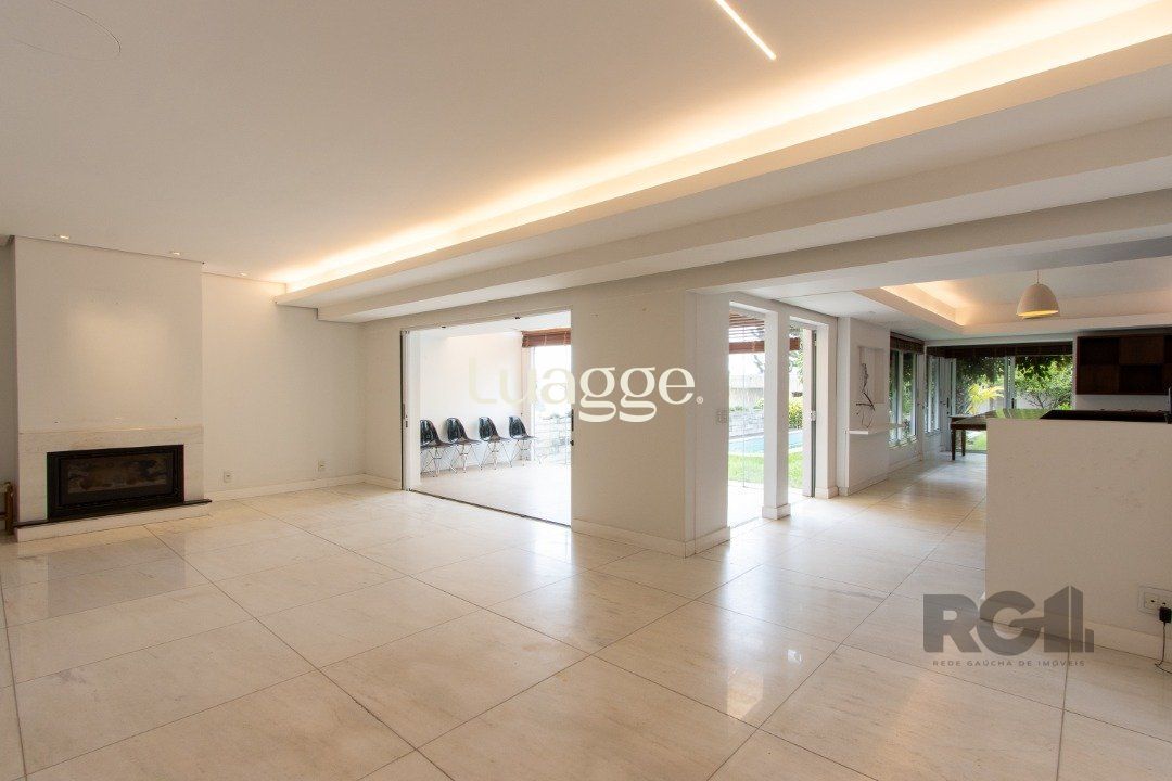 Casa para alugar com 4 quartos, 359m² - Foto 12
