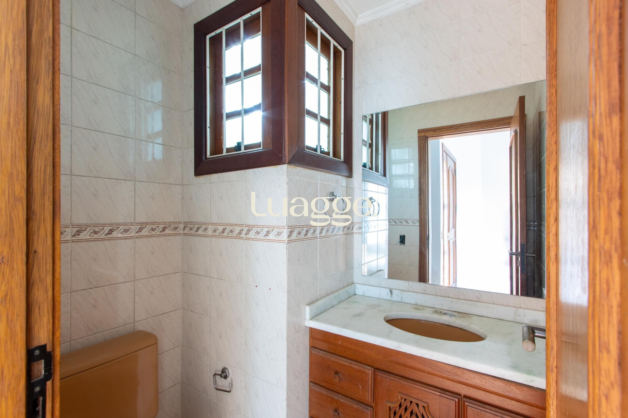 Casa para alugar com 4 quartos, 288m² - Foto 3