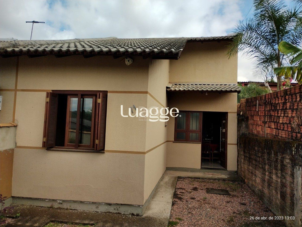 Casa à venda com 2 quartos, 53m² - Foto 2