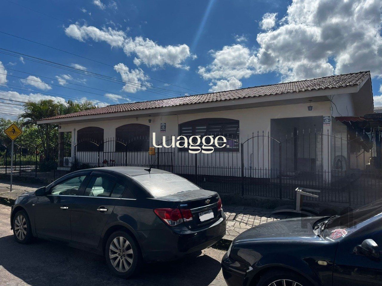 Casa à venda com 3 quartos, 121m² - Foto 3