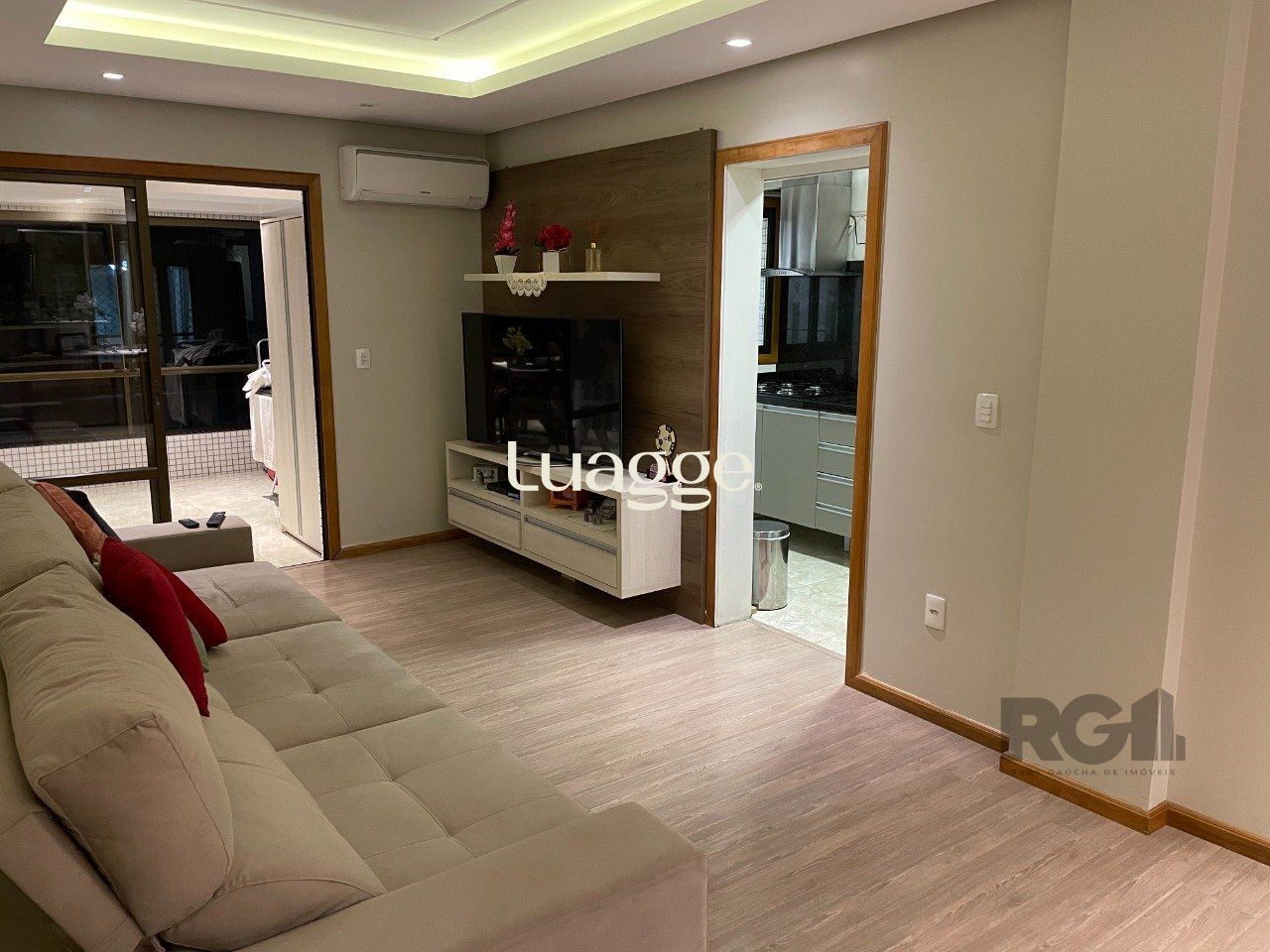 Apartamento à venda com 3 quartos, 119m² - Foto 4