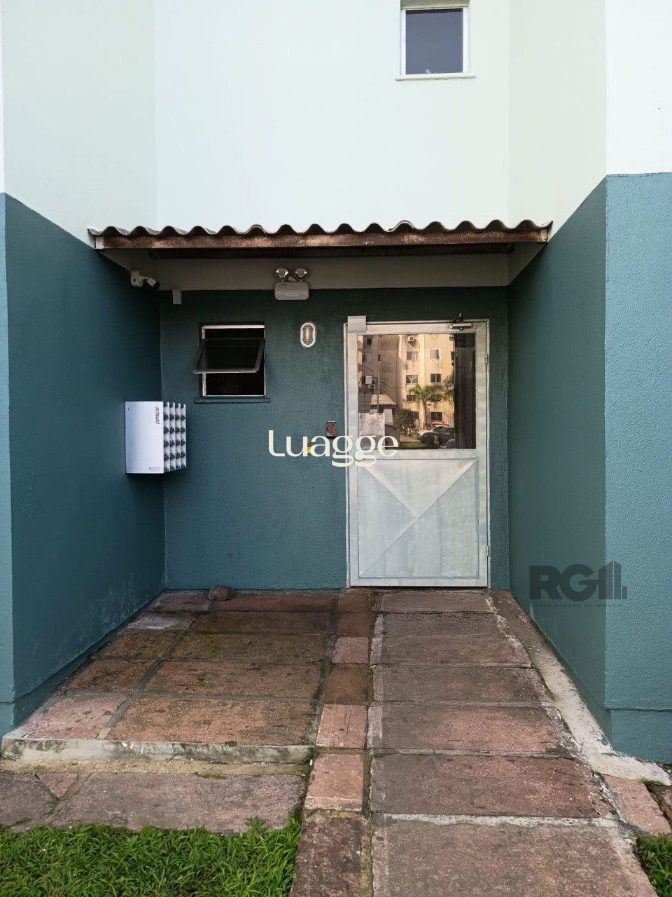 Apartamento à venda com 2 quartos, 37m² - Foto 2