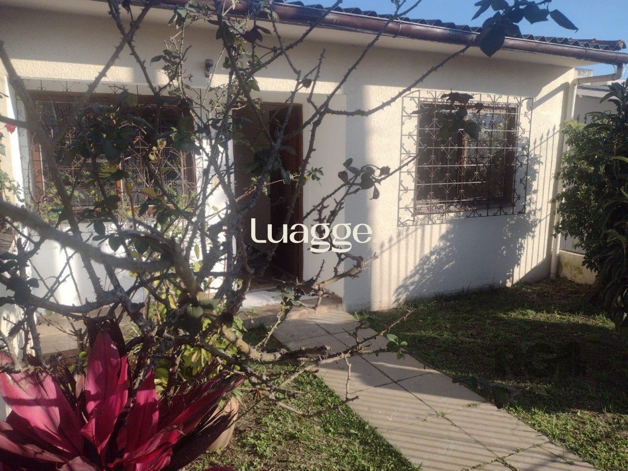Casa à venda com 2 quartos, 63m² - Foto 3