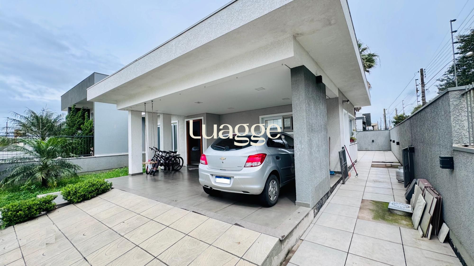Casa à venda com 3 quartos, 151m² - Foto 2