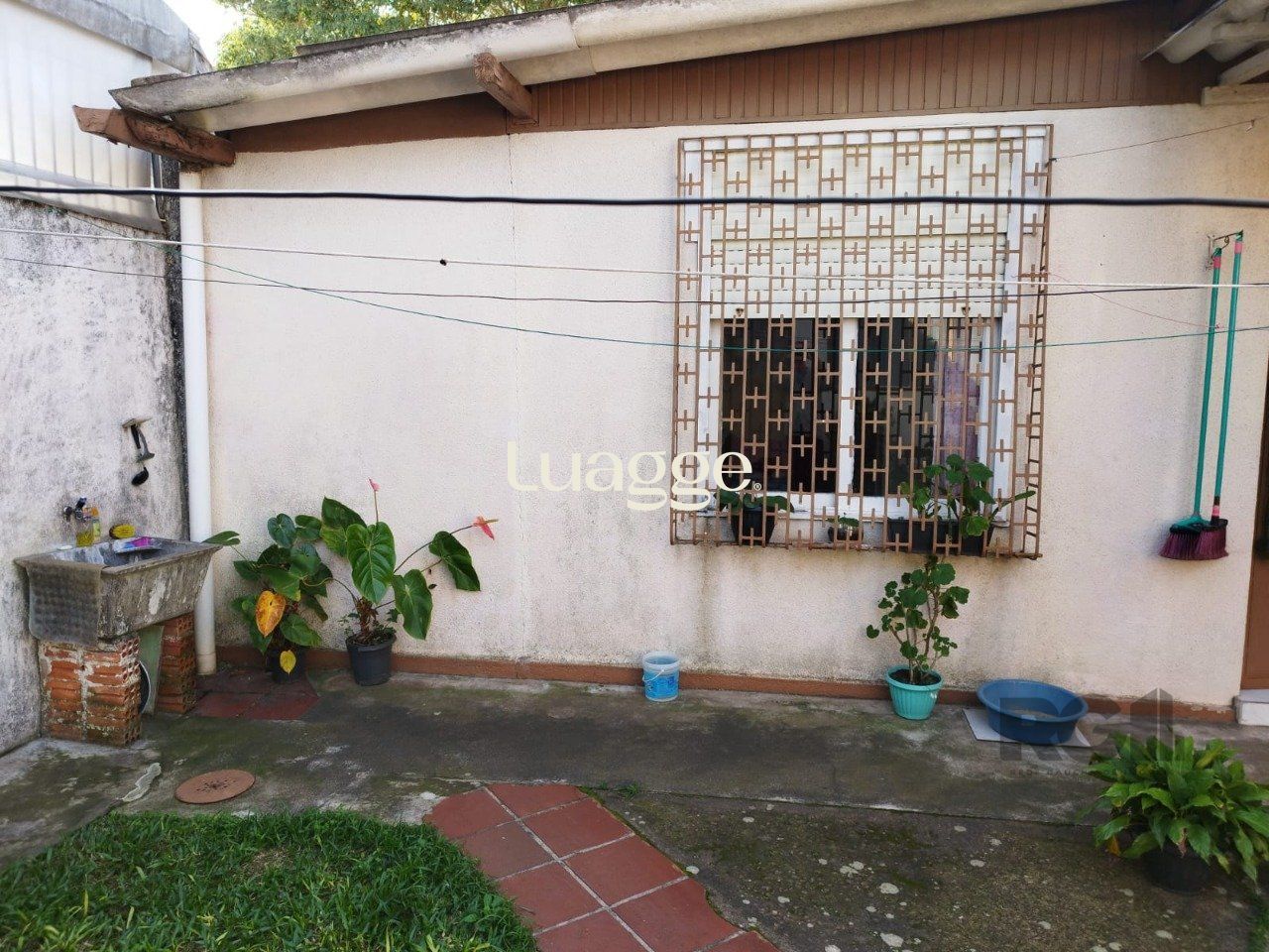 Casa à venda com 2 quartos, 54m² - Foto 15