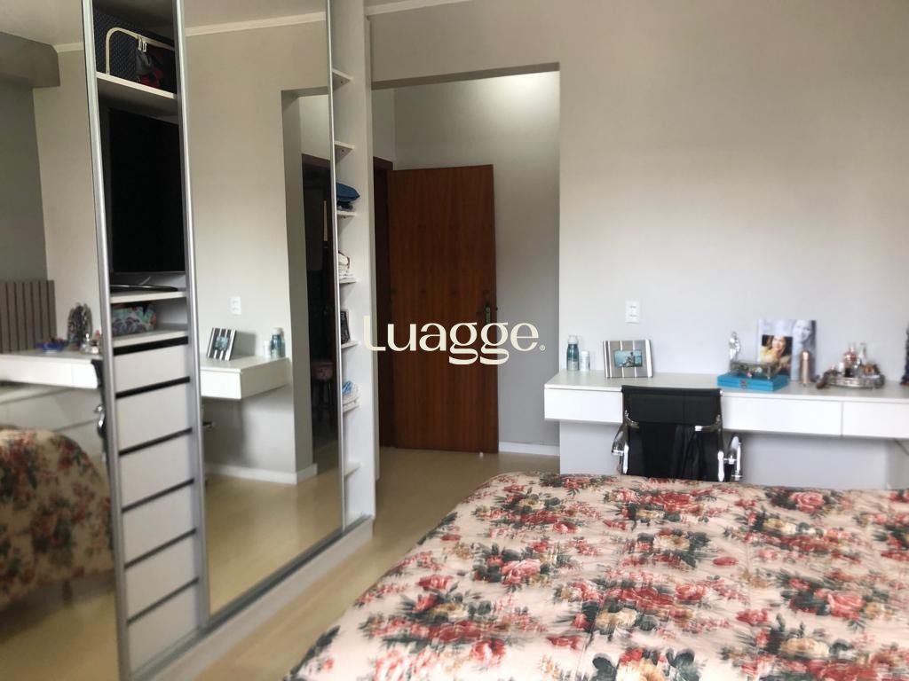 Apartamento à venda com 3 quartos, 130m² - Foto 7