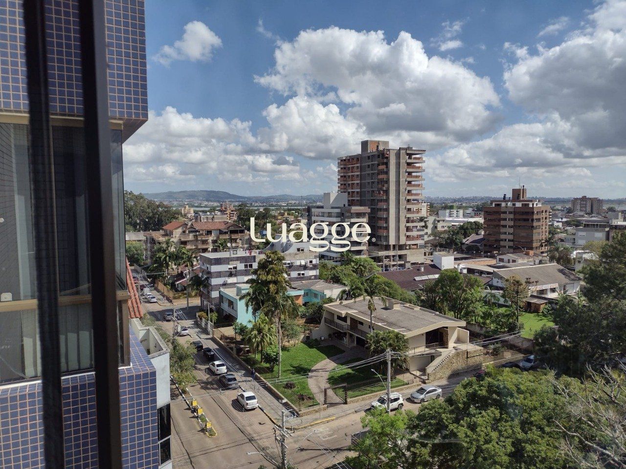 Apartamento à venda com 3 quartos, 189m² - Foto 11