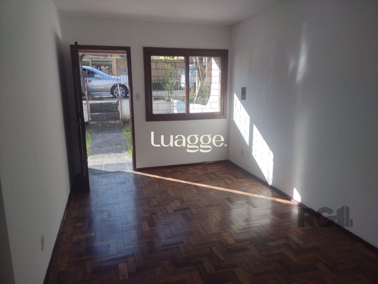 Casa à venda com 2 quartos, 63m² - Foto 3