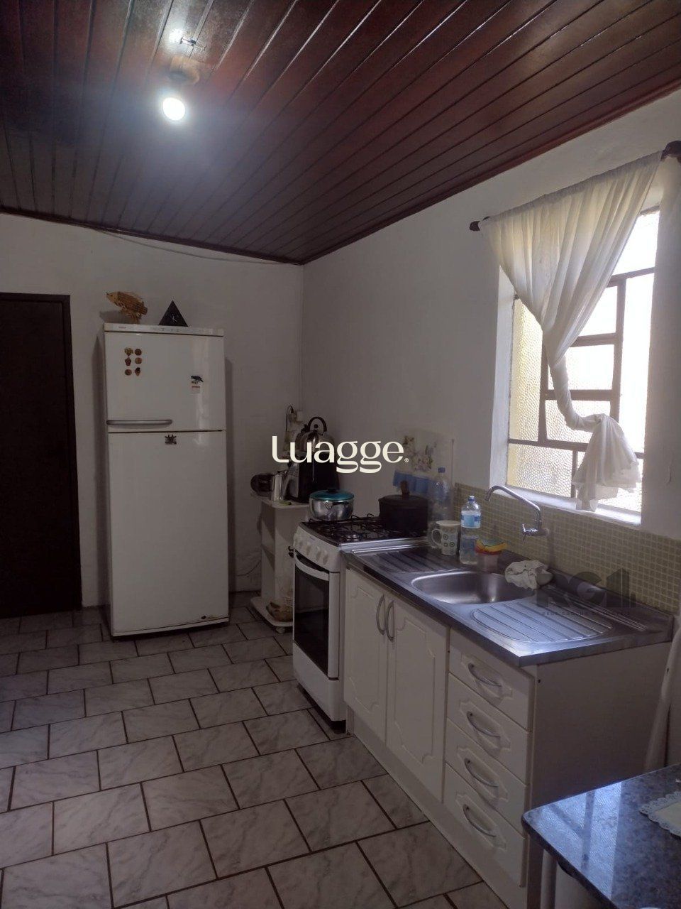 Casa à venda com 2 quartos, 100m² - Foto 12