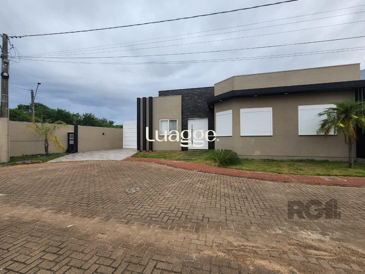 Casa de Condomínio à venda com 3 quartos, 122m² - Foto 1