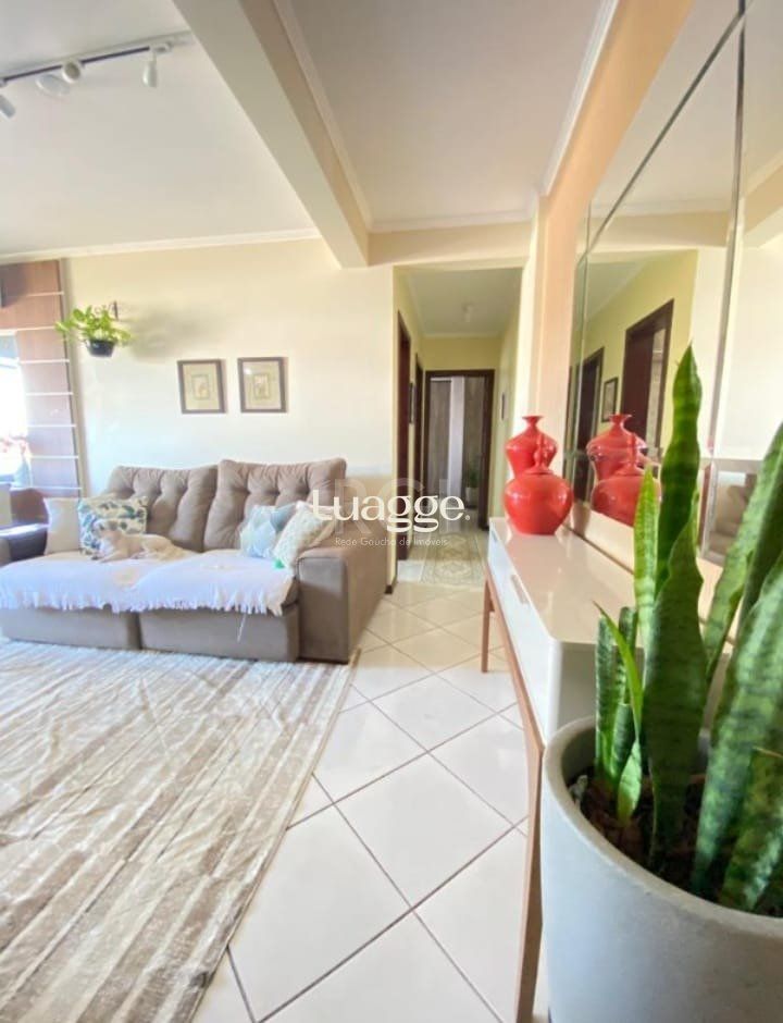 Apartamento à venda com 2 quartos, 78m² - Foto 4