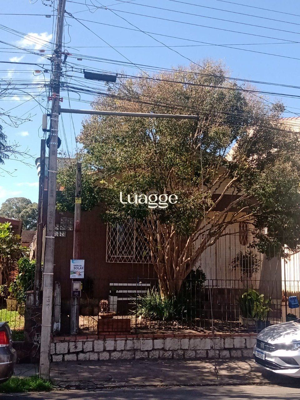 Casa à venda com 3 quartos, 115m² - Foto 1