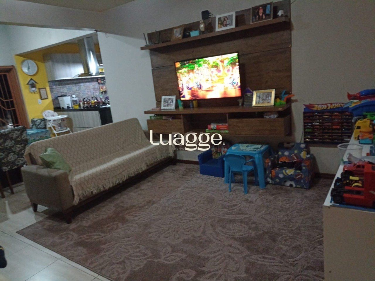 Sobrado à venda com 3 quartos, 239m² - Foto 2