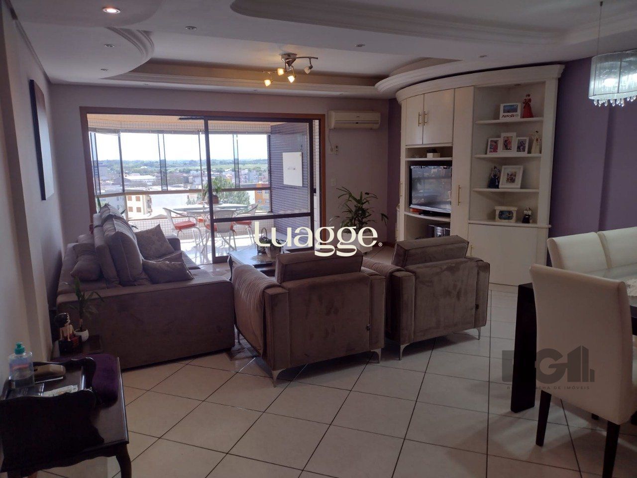 Apartamento à venda com 3 quartos, 189m² - Foto 4