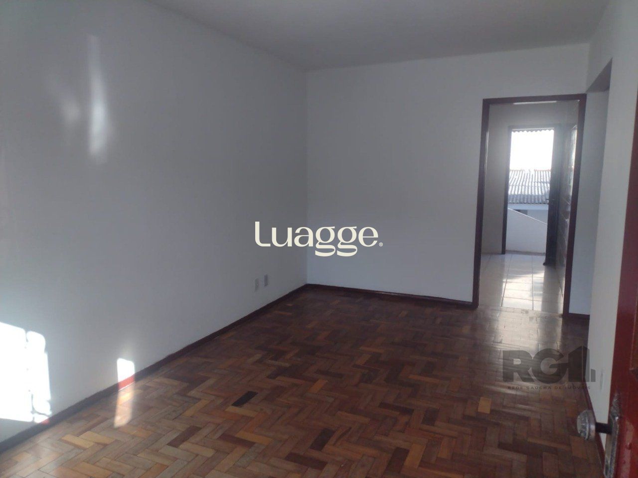 Casa à venda com 2 quartos, 63m² - Foto 4