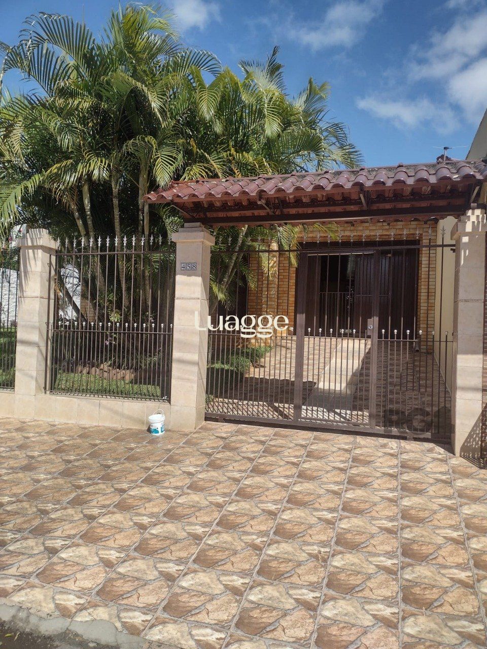 Casa à venda com 2 quartos, 100m² - Foto 2