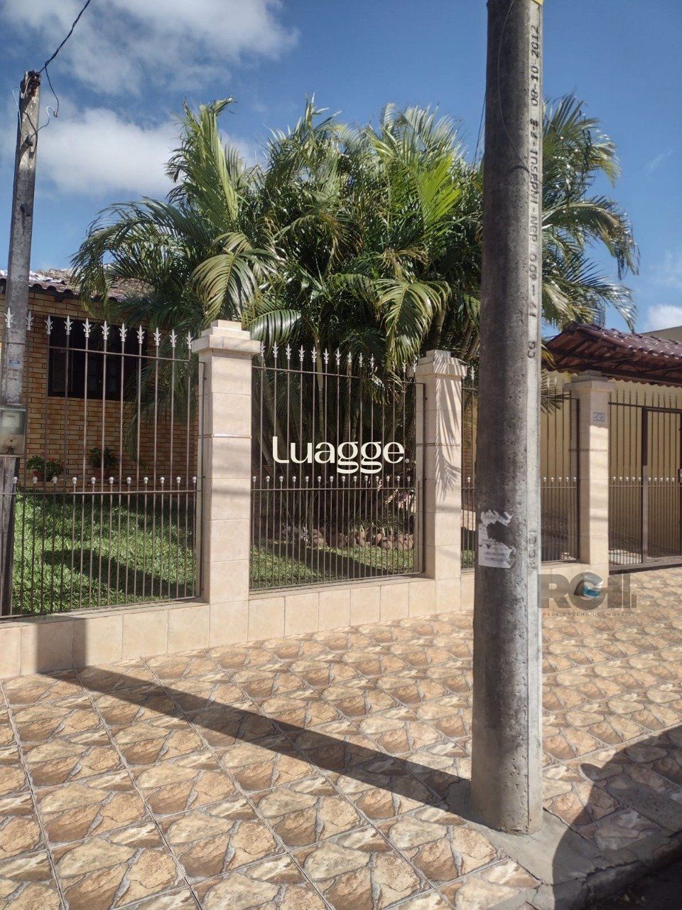 Casa à venda com 2 quartos, 100m² - Foto 3
