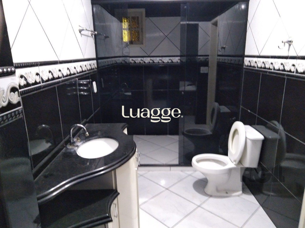 Casa à venda com 3 quartos, 330m² - Foto 9