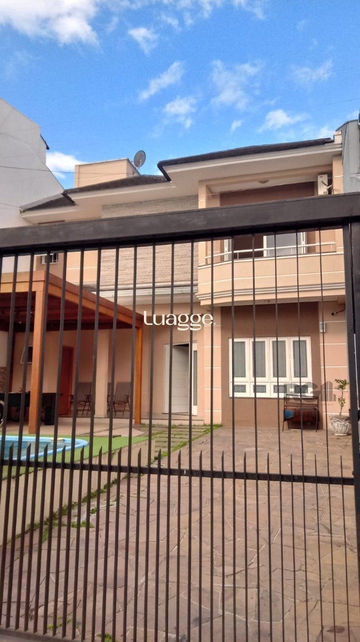 Sobrado à venda com 3 quartos, 174m² - Foto 1