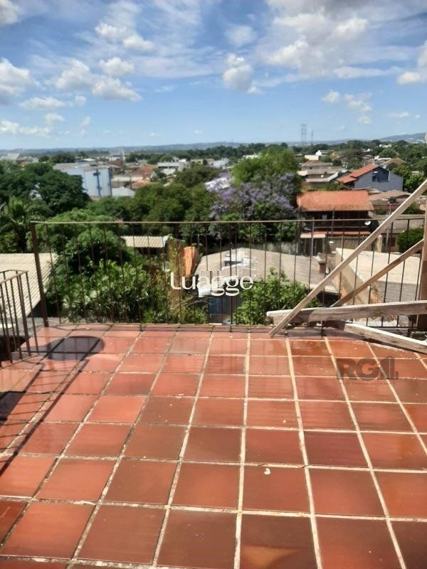 Casa à venda com 4 quartos, 222m² - Foto 14