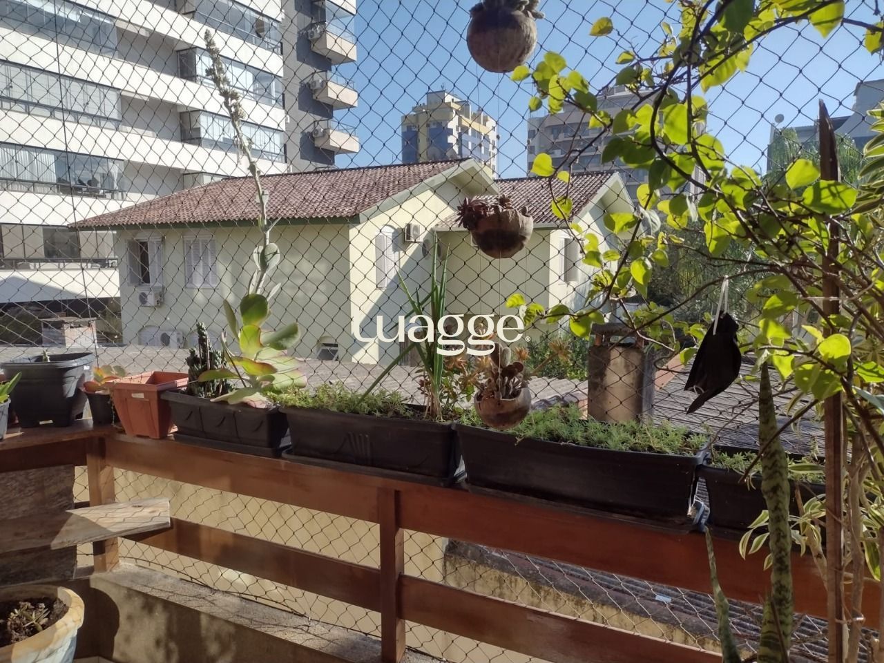 Apartamento à venda com 3 quartos, 142m² - Foto 8