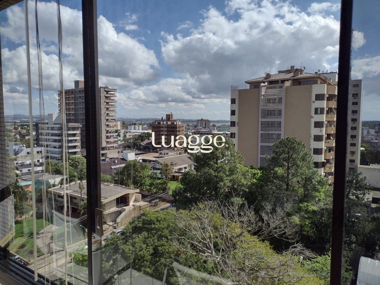 Apartamento à venda com 3 quartos, 189m² - Foto 10