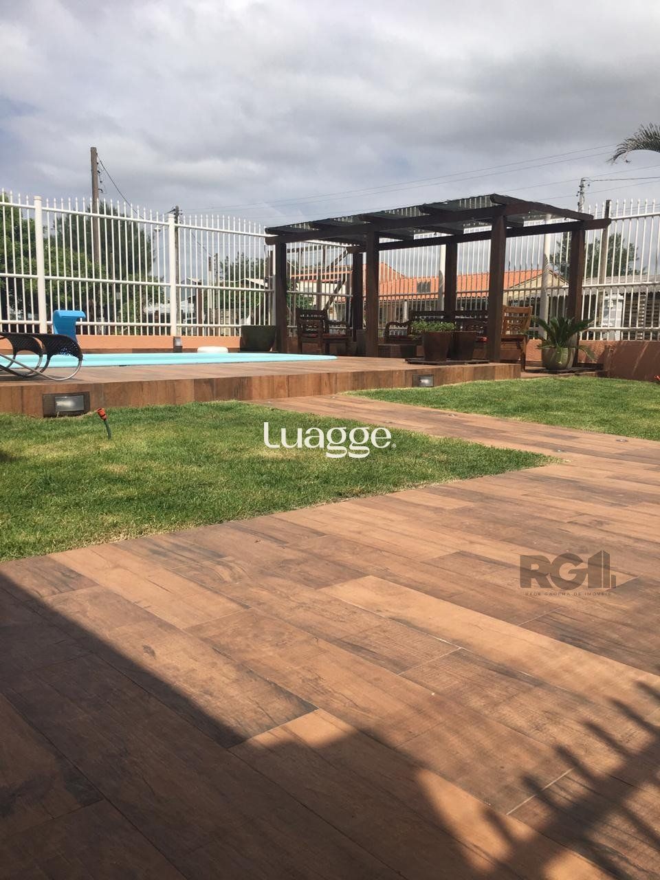 Casa à venda com 3 quartos, 301m² - Foto 7