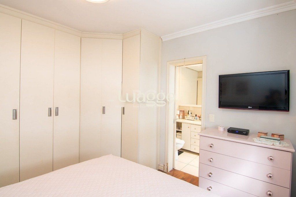 Apartamento à venda com 3 quartos, 103m² - Foto 3