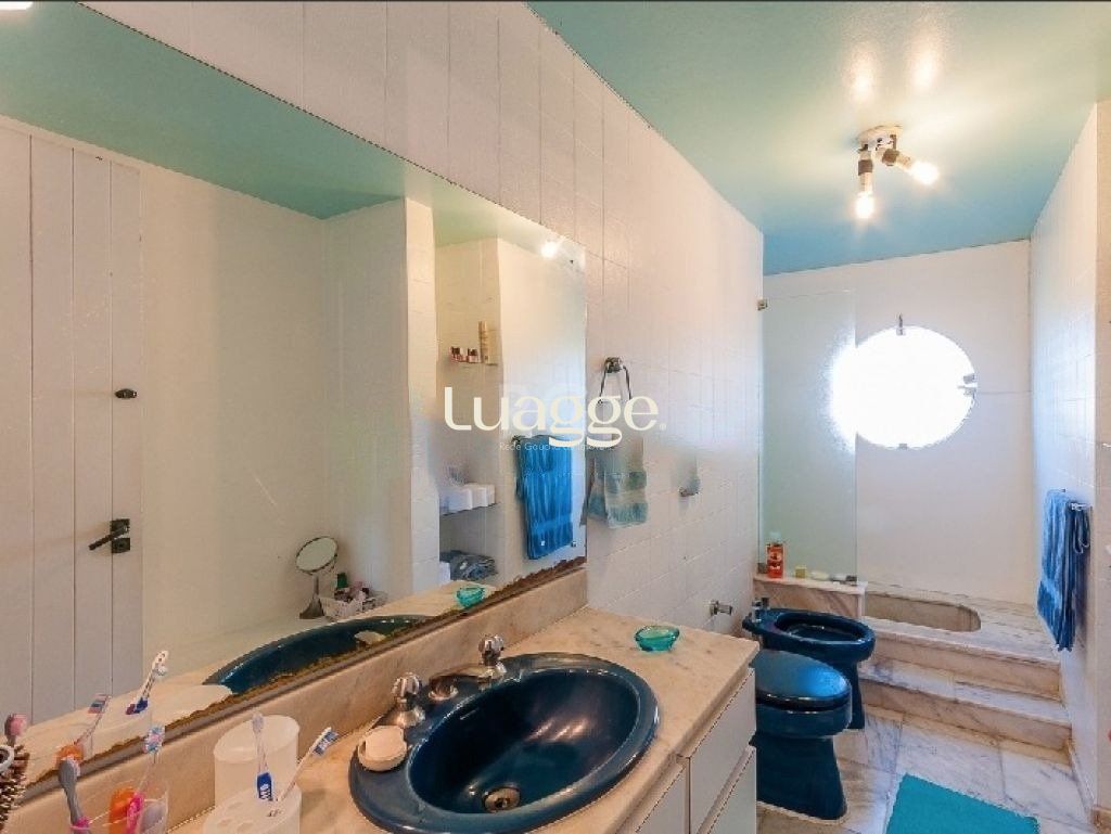 Casa à venda com 5 quartos, 441m² - Foto 9