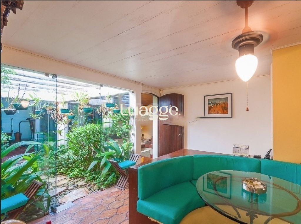 Casa à venda com 5 quartos, 441m² - Foto 8