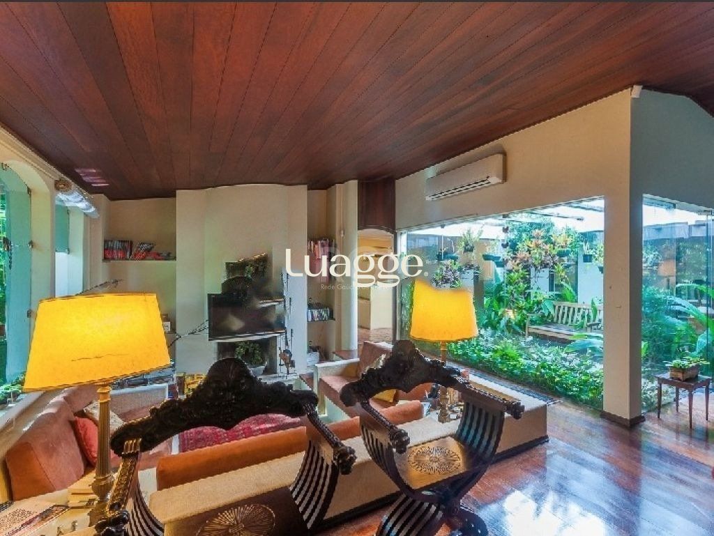 Casa à venda com 5 quartos, 441m² - Foto 3