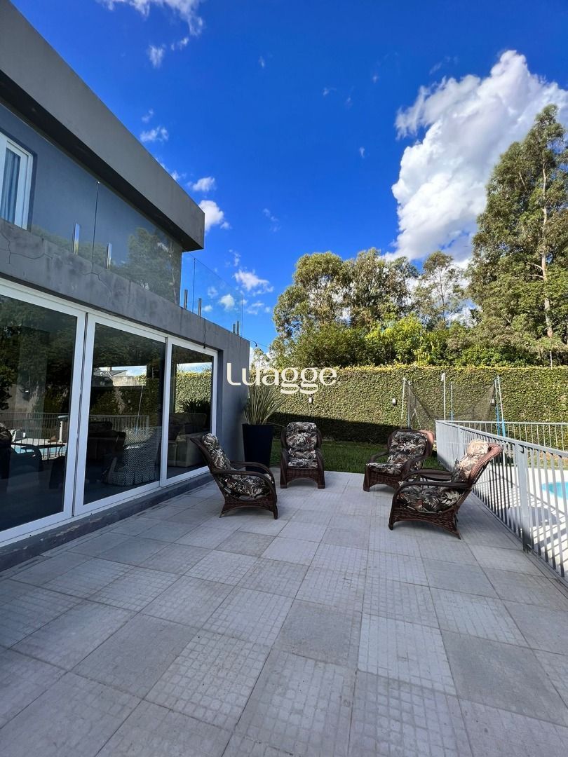 Casa, 3 quartos, 319 m² - Foto 2