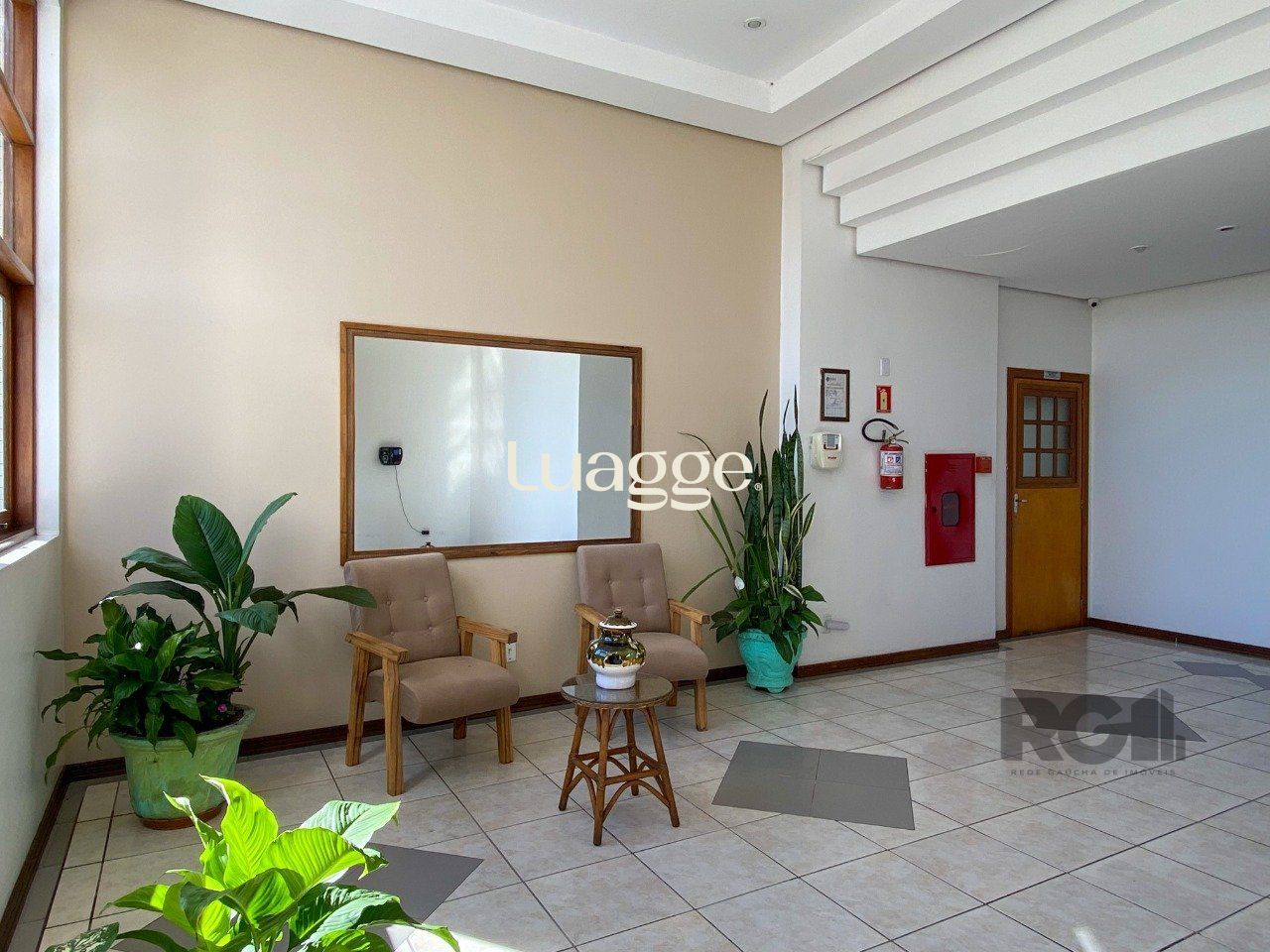 Apartamento à venda com 2 quartos, 61m² - Foto 30