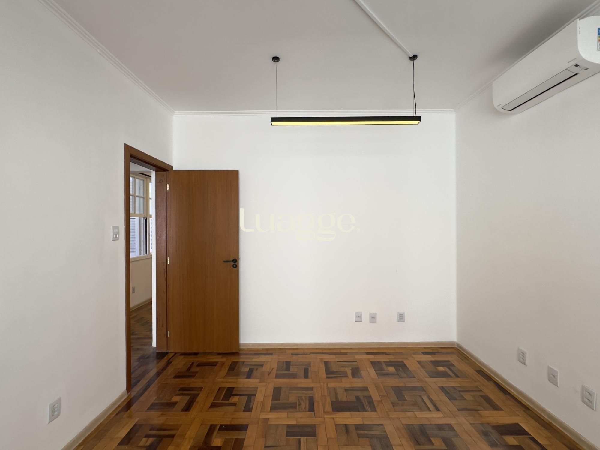 Apartamento à venda com 2 quartos, 69m² - Foto 17