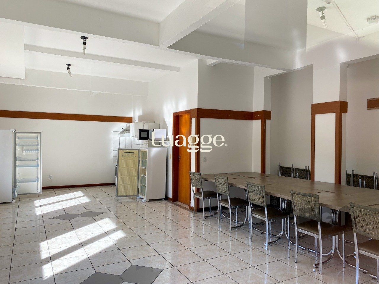 Apartamento à venda com 2 quartos, 61m² - Foto 33