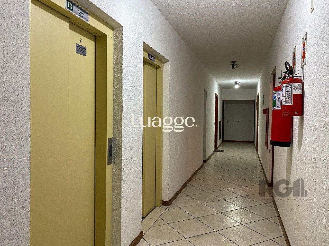 Apartamento à venda com 2 quartos, 61m² - Foto 28