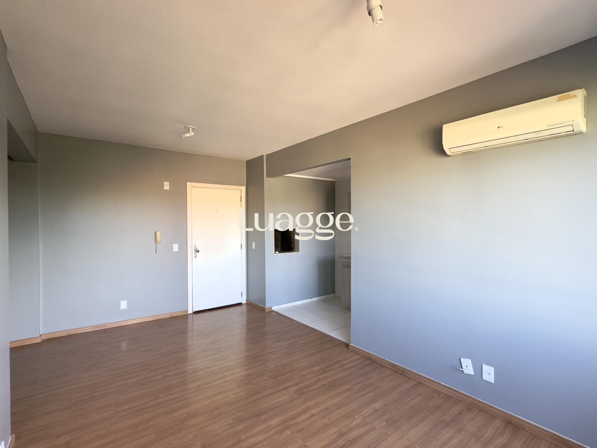 Apartamento à venda com 2 quartos, 60m² - Foto 5