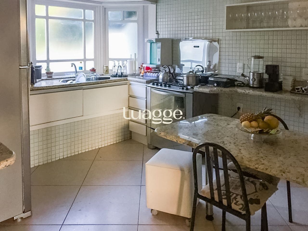 Casa à venda com 3 quartos, 280m² - Foto 13