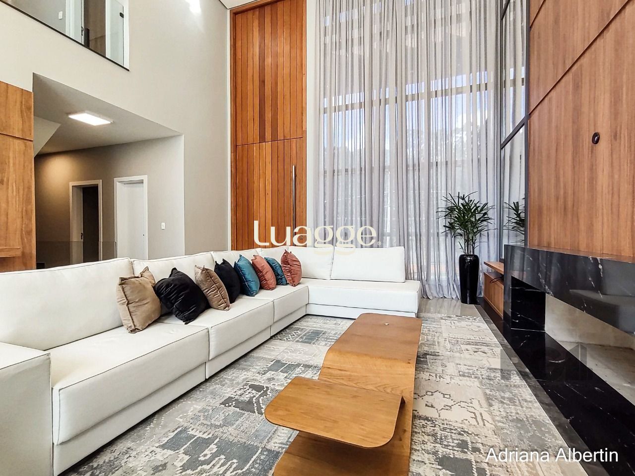 Casa de Condomínio à venda com 4 quartos, 290m² - Foto 9