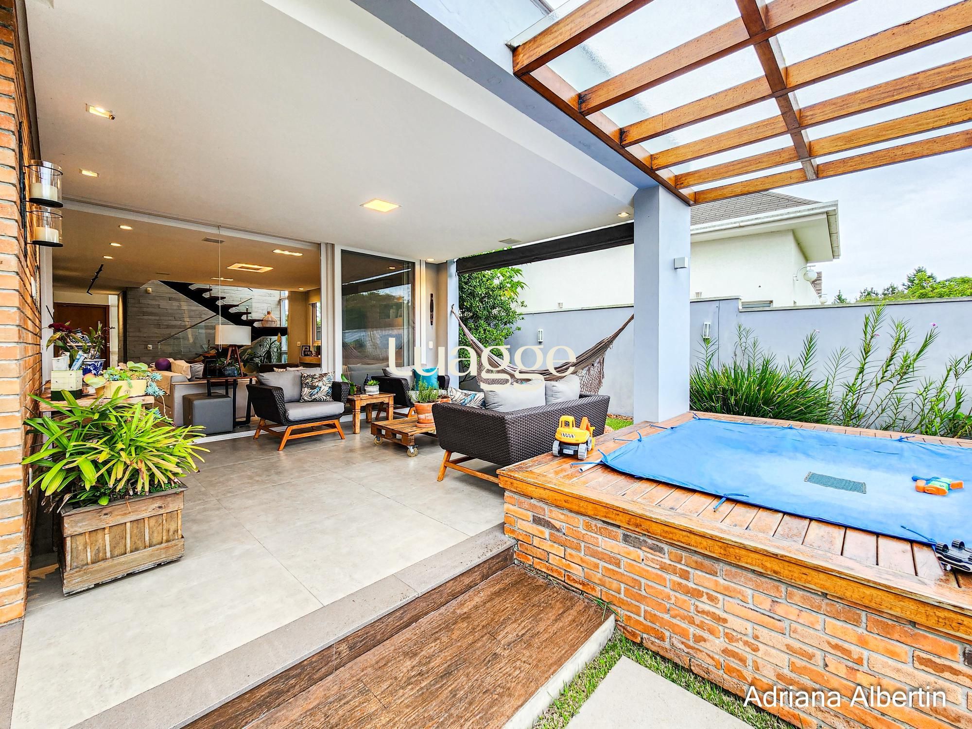 Casa de Condomínio à venda com 3 quartos, 301m² - Foto 32