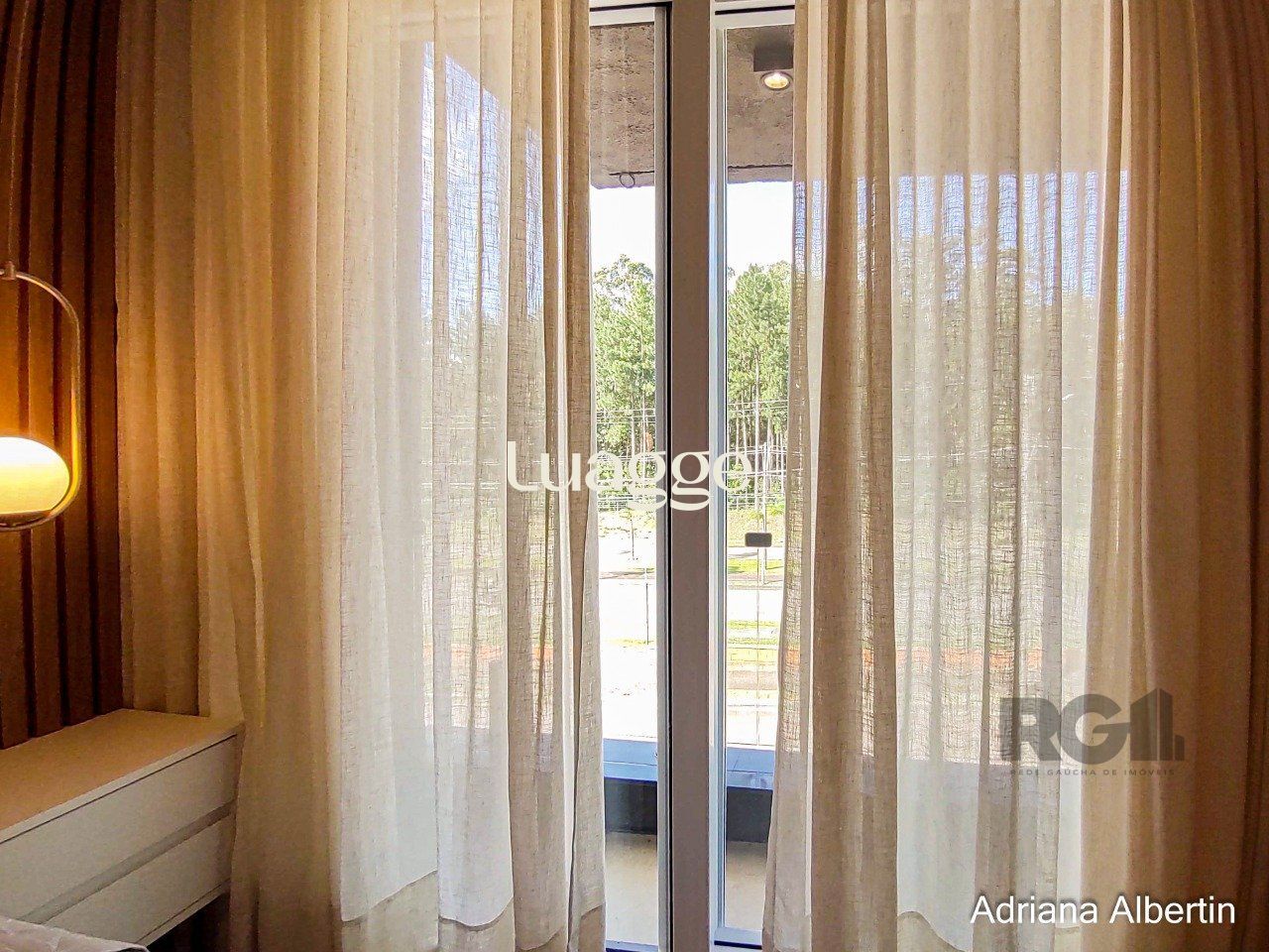Casa de Condomínio à venda com 4 quartos, 290m² - Foto 32