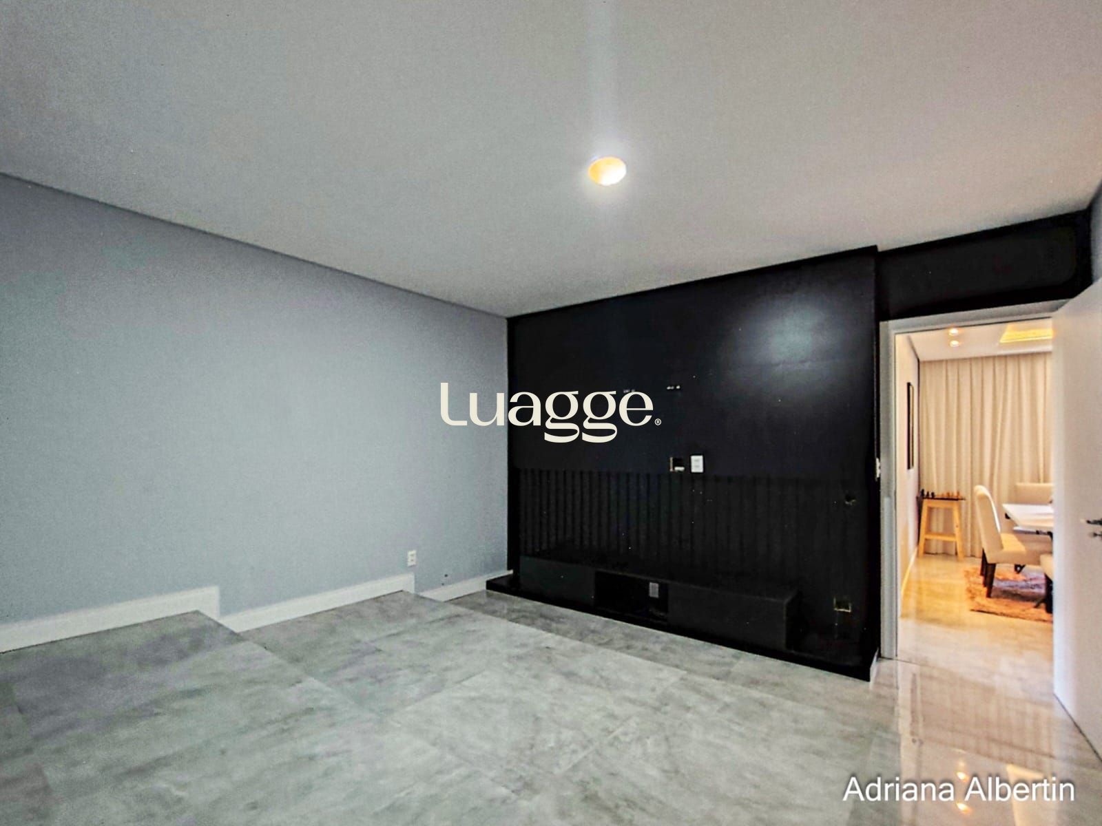 Casa à venda com 5 quartos, 281m² - Foto 27