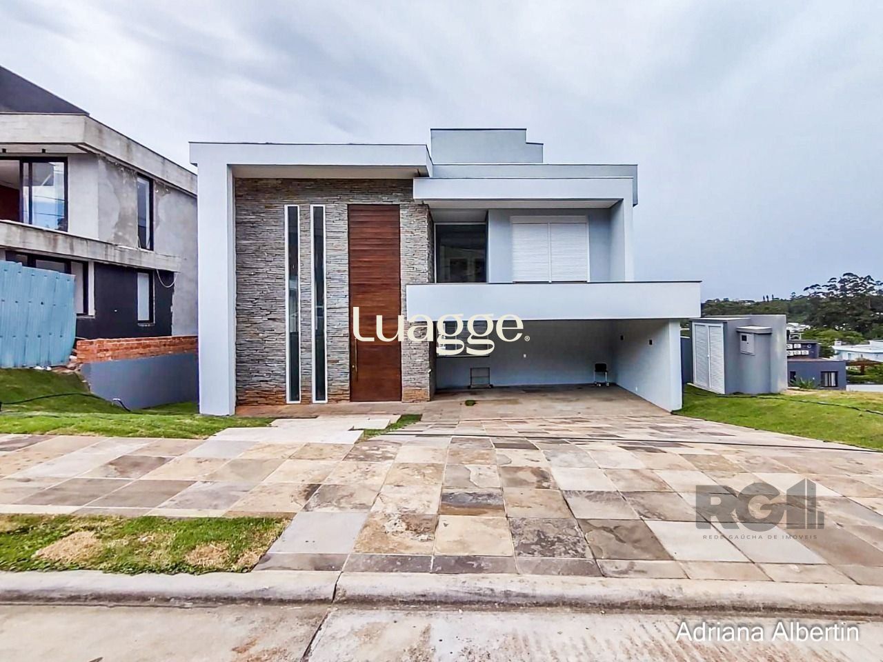 Casa de Condomínio à venda com 3 quartos, 287m² - Foto 1