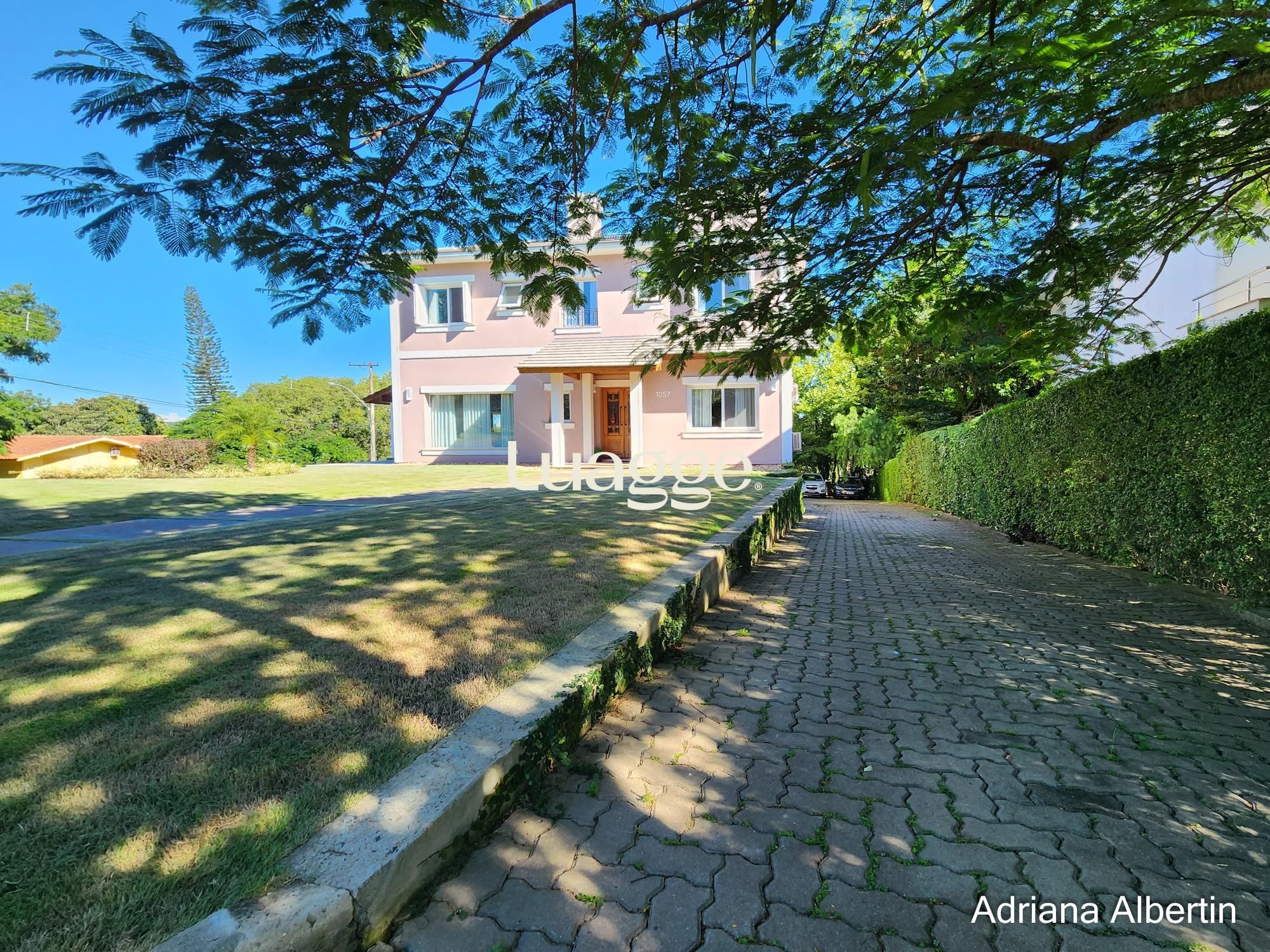 Casa de Condomínio à venda com 5 quartos, 1799m² - Foto 2