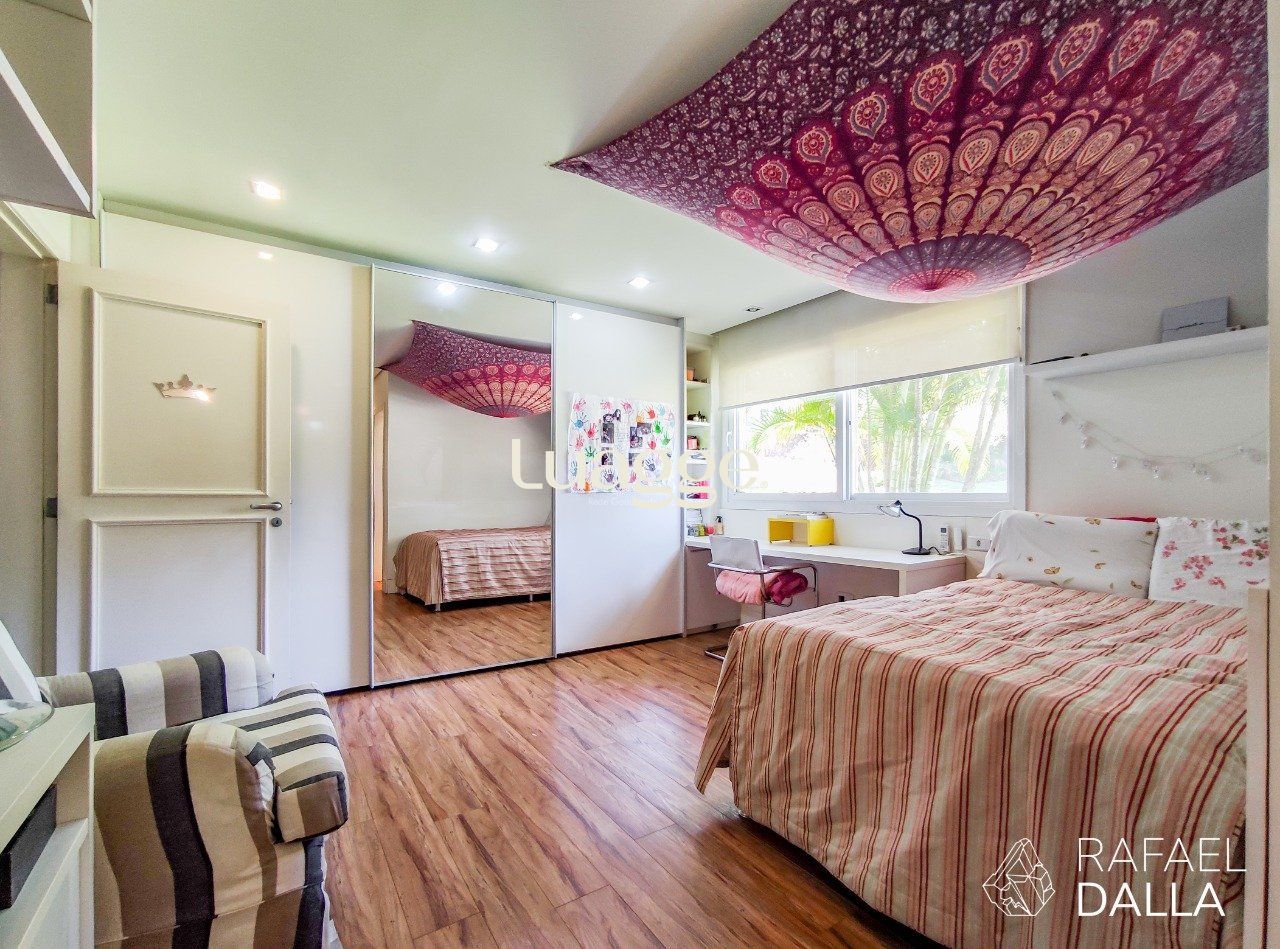Casa de Condomínio à venda com 3 quartos, 449m² - Foto 25