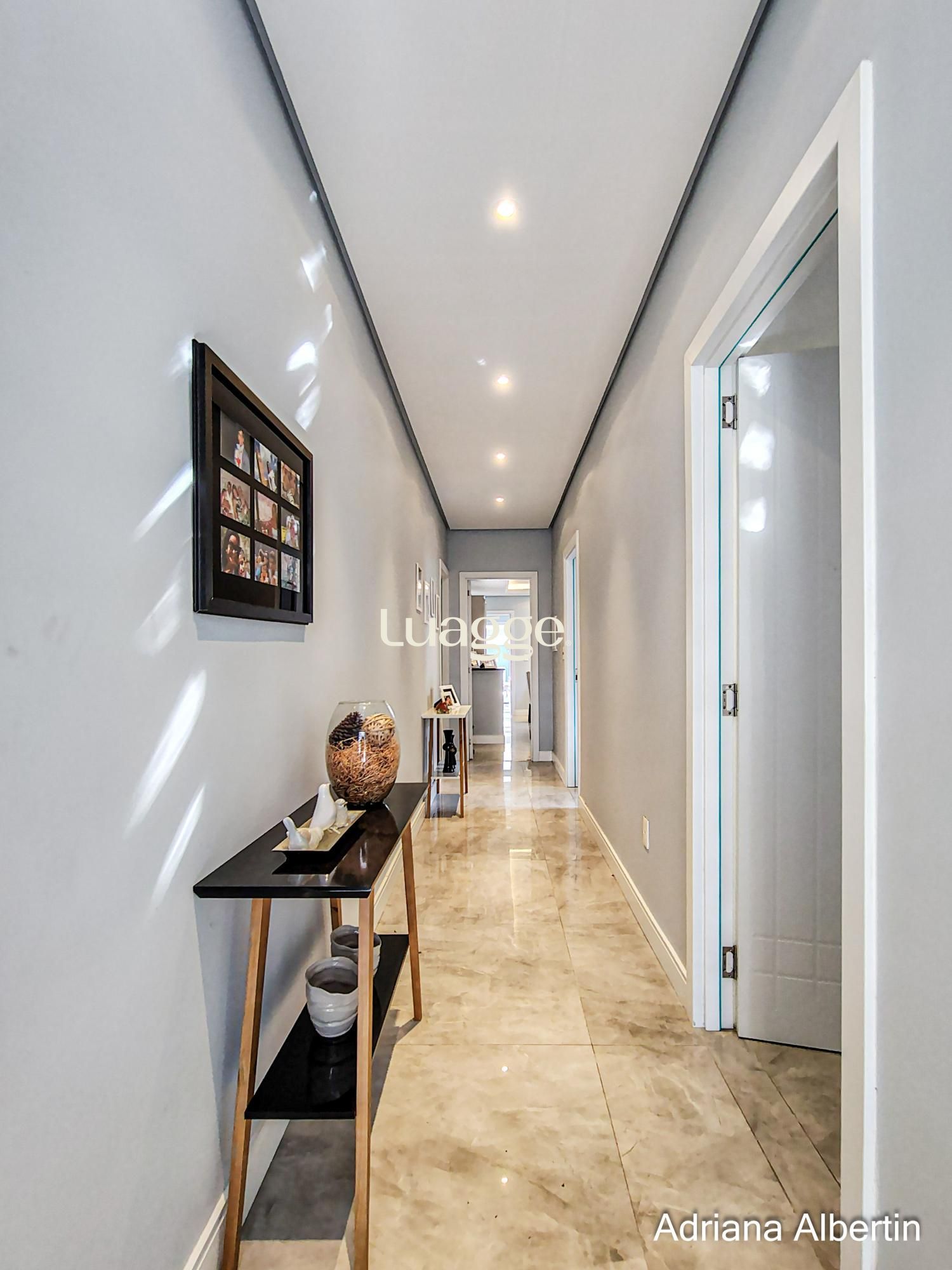Casa à venda com 5 quartos, 281m² - Foto 14